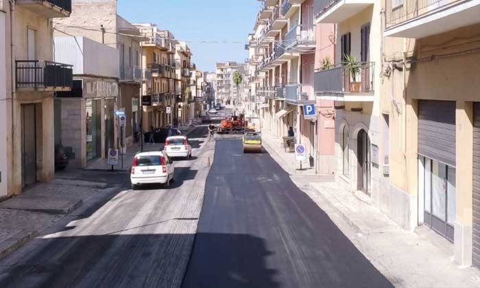 Ecopneus helps pave rubberized asphalt from recycled rubber in Italy