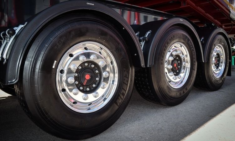 Russia raised concerns over carcinogens in Chinese tires